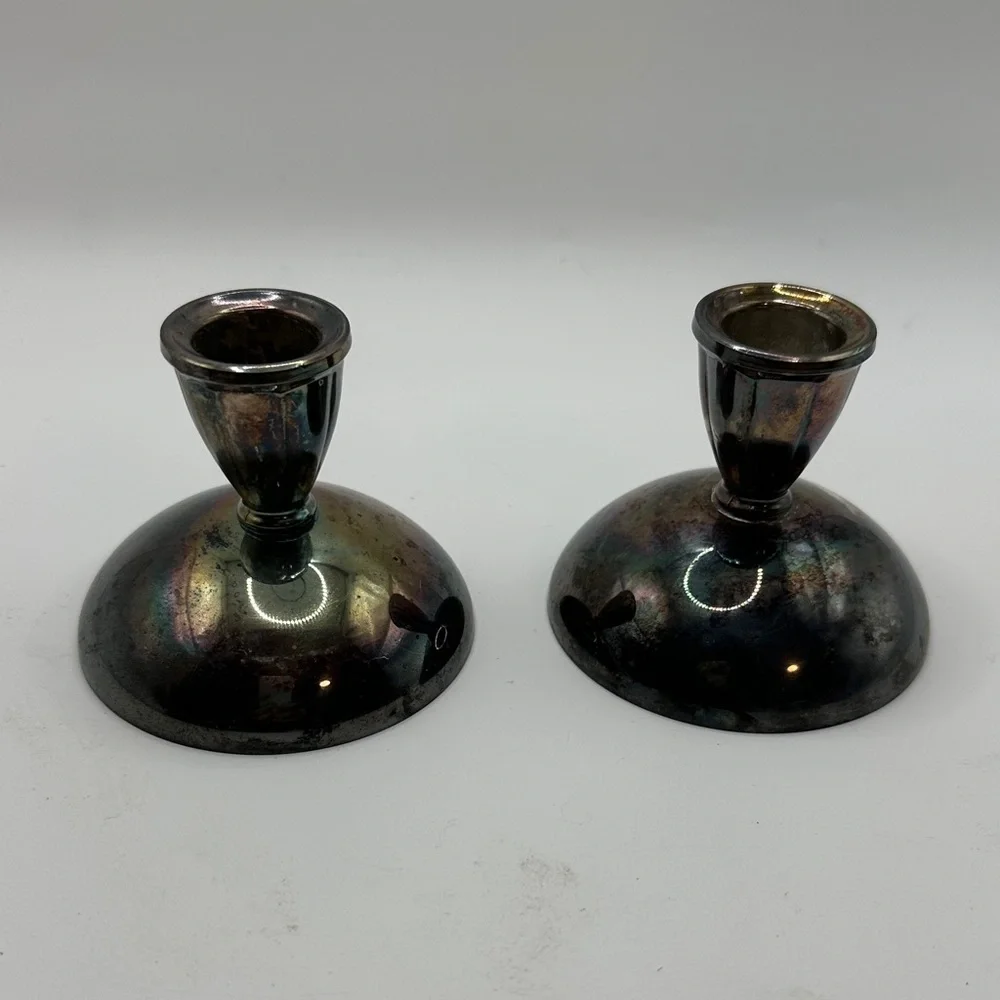 Pair of vintage Oneida Silversmiths silver-plated candle holders. Mid-century.